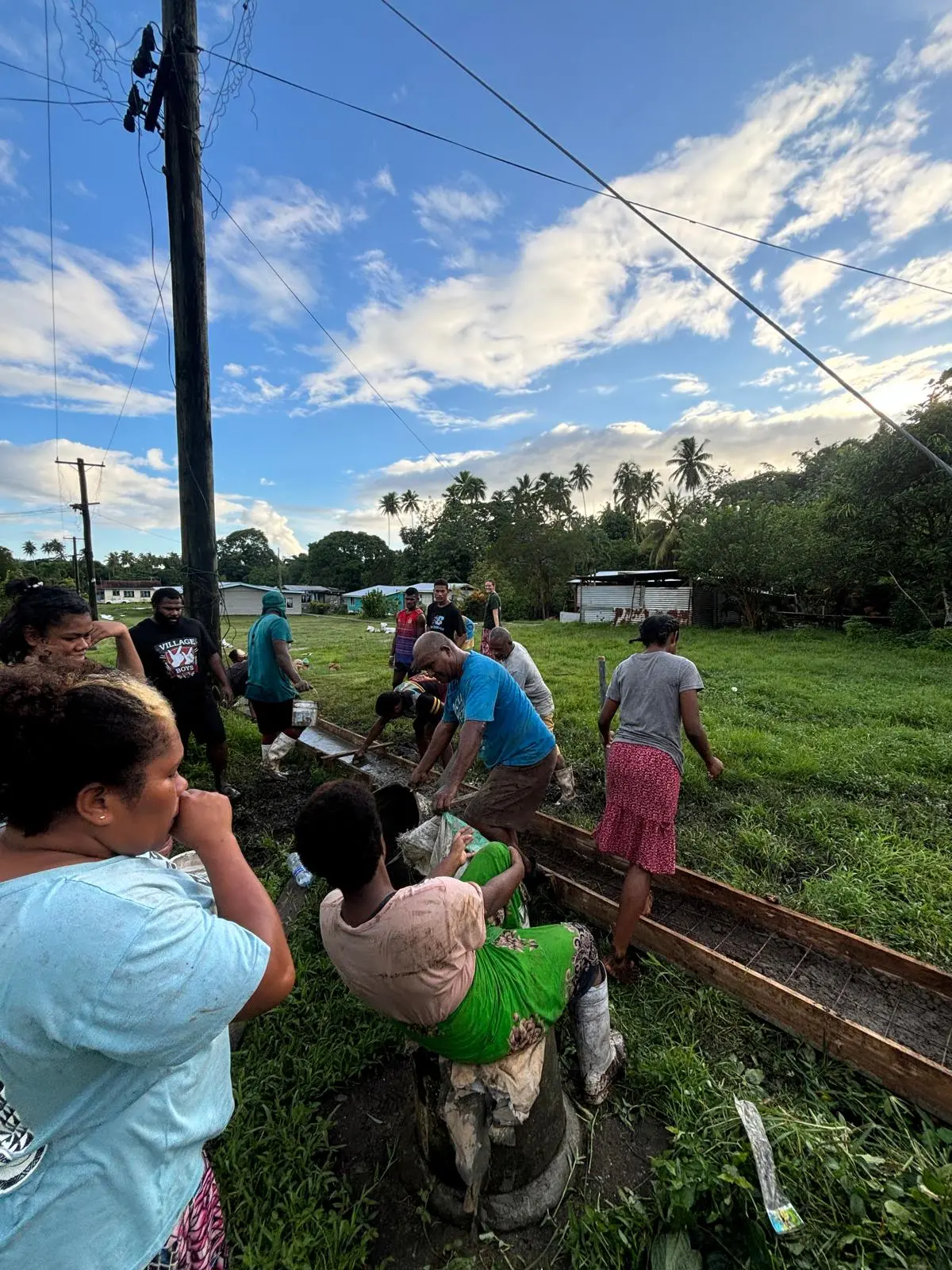 Young women and men helped in the revival of the eco-tourism project.