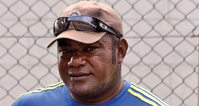 Iliesa Tanivula.