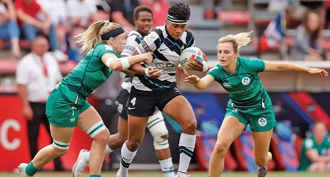 Fiji Airways Fijiana Sevens forward Sesenieli Donu on the charge against Ireland during the HSBC World Sevens Series. The Tokyo 2020 Olympic Games bronze medallist will join the Rooster Chicken Fijiana XVs squad where she will play at second five eight. Photo: World Rugby
