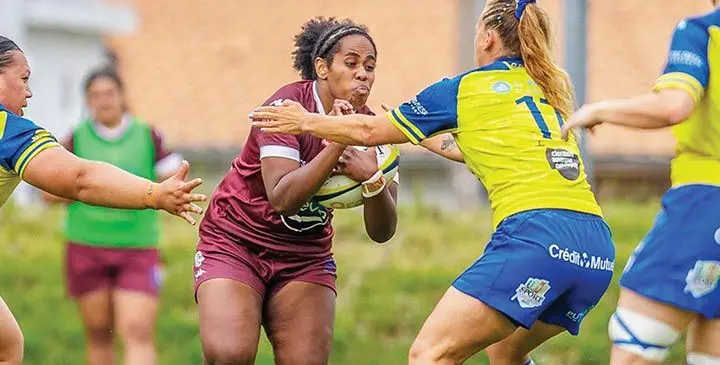 Bordeaux women’s flanker Makarita Baleinadogo makes a run during their Elite 1 women’s competition final against Toulouse in Clermont on May 30, 2025. Bordeaux won the women’s Top 16 competition, 32-24. Photo: Rugby Au Féminin