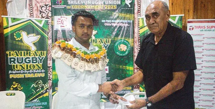 Tailevu Rugby Union president Joseph Rodan (senior) receives the sponsorship from Taras Supermarket managing director Amish Patel on June 6, 2025. Photo: Tailevu Rugby Union