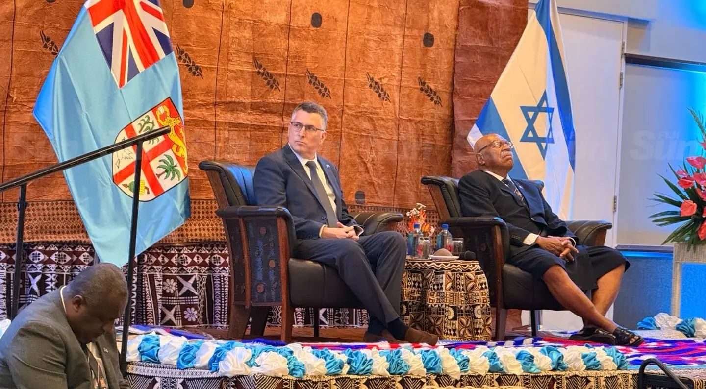 Israel’s Minister of Foreign Affairs, Gideon Sa’ar and Prime Minister Sitivebi Rabuka during the traditional welcoming ceremony at the GPH in Suva on June 2, 2026.