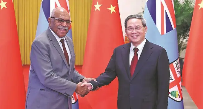 Chinese Premier Li Qiang (right), with Prime Minister Sitiveni Rabuka, who is on an official visit to China, at the Great Hall of the People in Beijing, China, on August 18, 2024. Photo: China Daily
