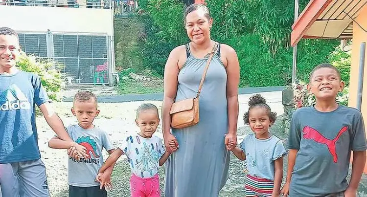 Sefanaia, Semiti, Bulou Elenoa, Luisa, Filimaina and Waisake Ravatu