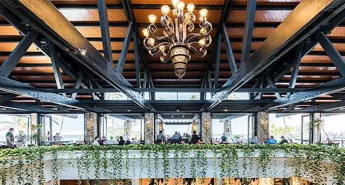The Warwick Lobby