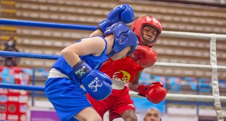 Kwaca Na Vatu Boxing Club’s Esava Tuivodo (right) lands a right hook on Australian’s Riley Jackson during the Tri Nations Championship at Suva’s FMF Gymnasium on June 27, 2025. Photo: Josua Buredua