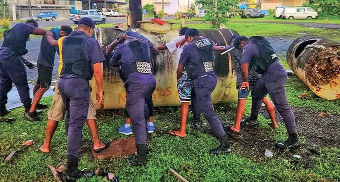Eratou vakadikevi tiko e lewe vica na cauravou mai vei iratou na Ovisa.