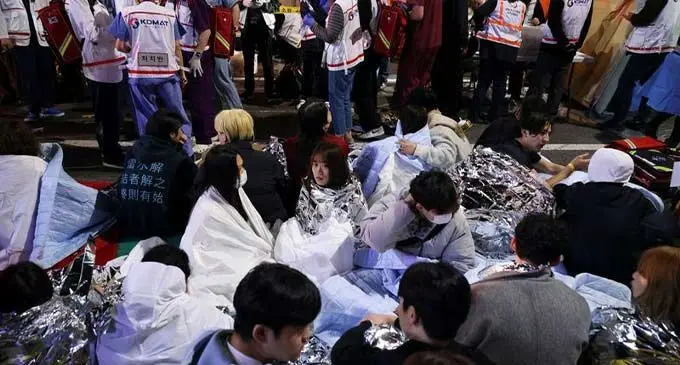 Numerous people had trouble breathing when the chaotic stampede occurred.