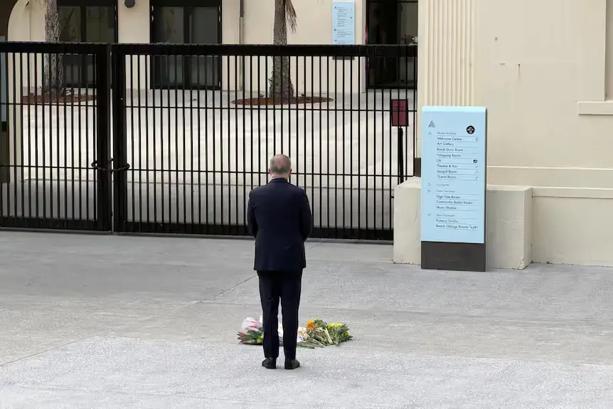 Prime Minister Anthony Albanese left a floral tribute at Bondi Pavilion on this morning.