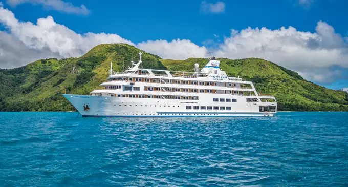 Captain Cook Cruise.
