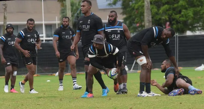 Fiji Airways Flying Fijians (left-right) Levani Botia, Nemani Nagusa, Peceli Yato, Leone Nakarawa, Serupepeli Vularika (with ball), Peni Ravai, Api Ratuniyarawa, Sevanaia Galala during training at Albert Park, Suva on August 5, 2019. Photo: Simione Haravanua