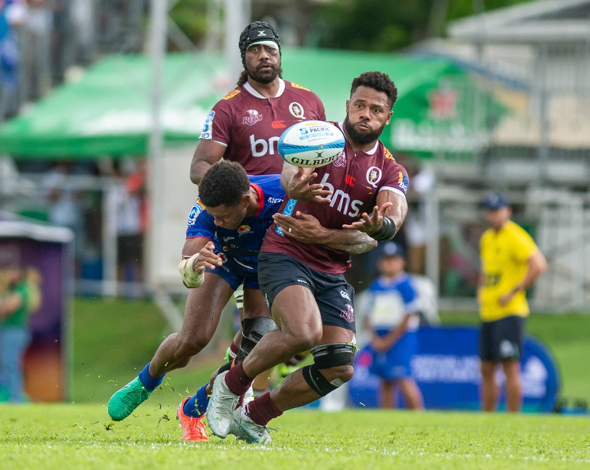 Queensland Reds winger Filipo Daugunu