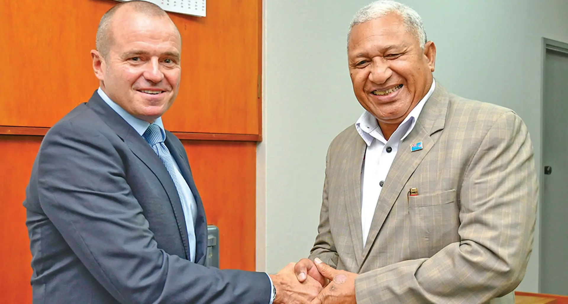 Australian High Commissioner John Feakes and Prime Minister Voreqe Bainimarama.  Photo: Australian High Commission.