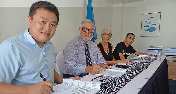 China Railway Engineering No 5 deputy manager Fiji Jimmy Lee, Relcorp managing director Bob Lowres and general manager Ruth Kippax and China Railway construction manager Wang Wan Yin. Photo: Charles Chambers