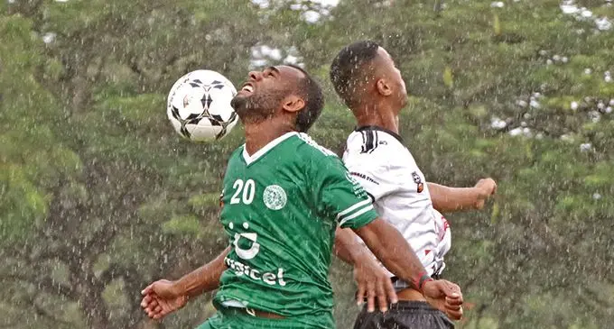 Nadi striker Sakaraia Naisua (left) in an aerial battle with veteran Suva defender Remueru Tekiata during the Digicel Premier League clash at Prince Charles Park, Nadi, on March 28, 2021. Photo: Fiji FA Media