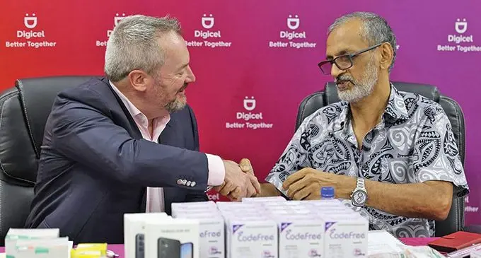 From left: Telstra Enterprise group executive, David Burns with Diabetes Fiji’s Mohammed Taabish.