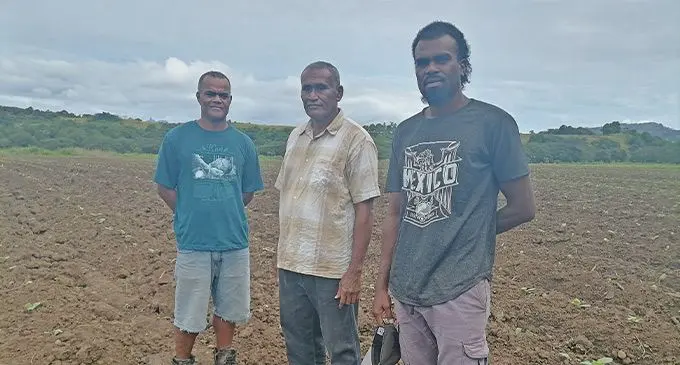 From left: John Doughty, Daqelesi Tikolevu and Peniasi Rasuaki in Ba. Photo: Mereleki Nai