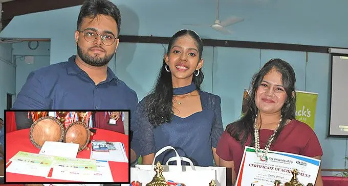 From left: Sanskar Kapadia, Kamal Prasad, and Fatima Aiyesha Siddeqa with their awards. Photo: Waisea Nasokia