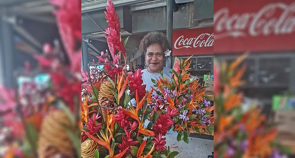 Ko Maria Kaitani ka sa yabaki 12 nona volitaki senikau tiko ena makete levu e Suva. E vakila sara vakalevu o koya na totolo ni voli ni nona  senikau ena gauna ni marau e da se qai vakanadakua ena vula o Tiseba.
