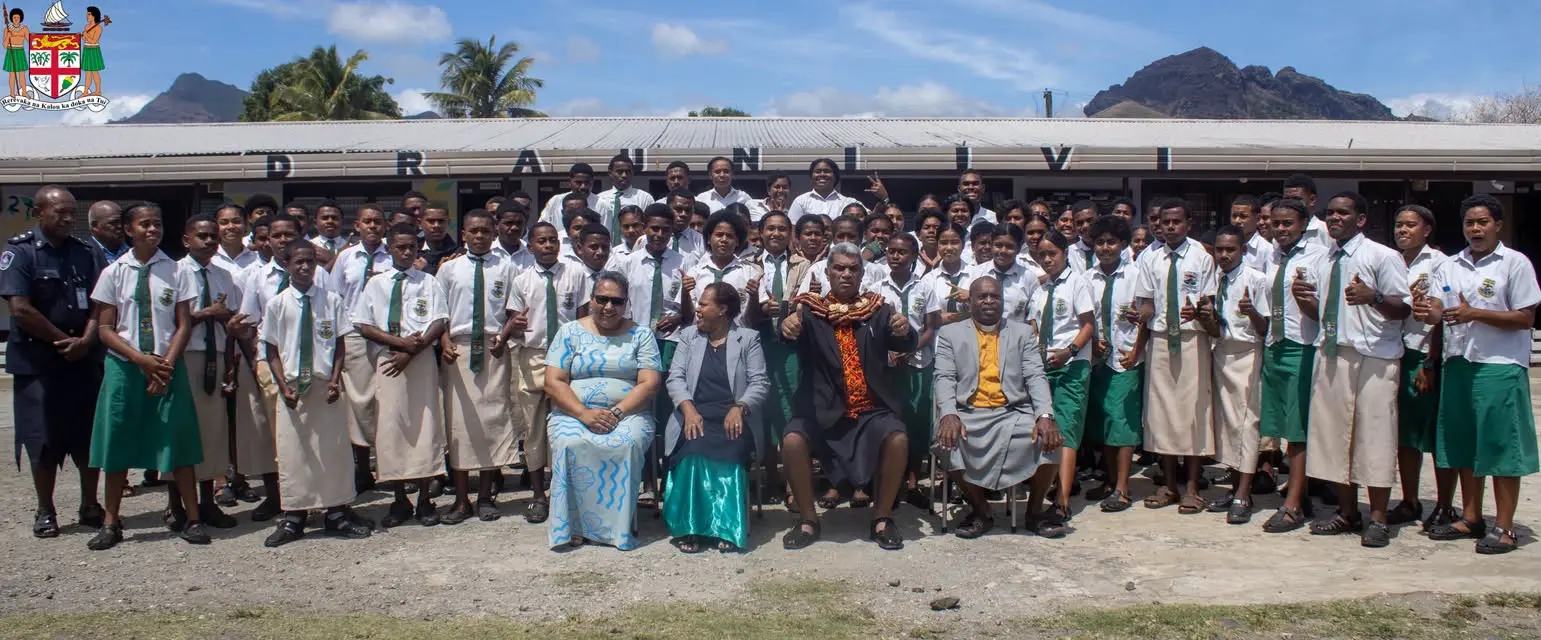 Ministry of Education with Students across Drauniivi and Vatukaloko.