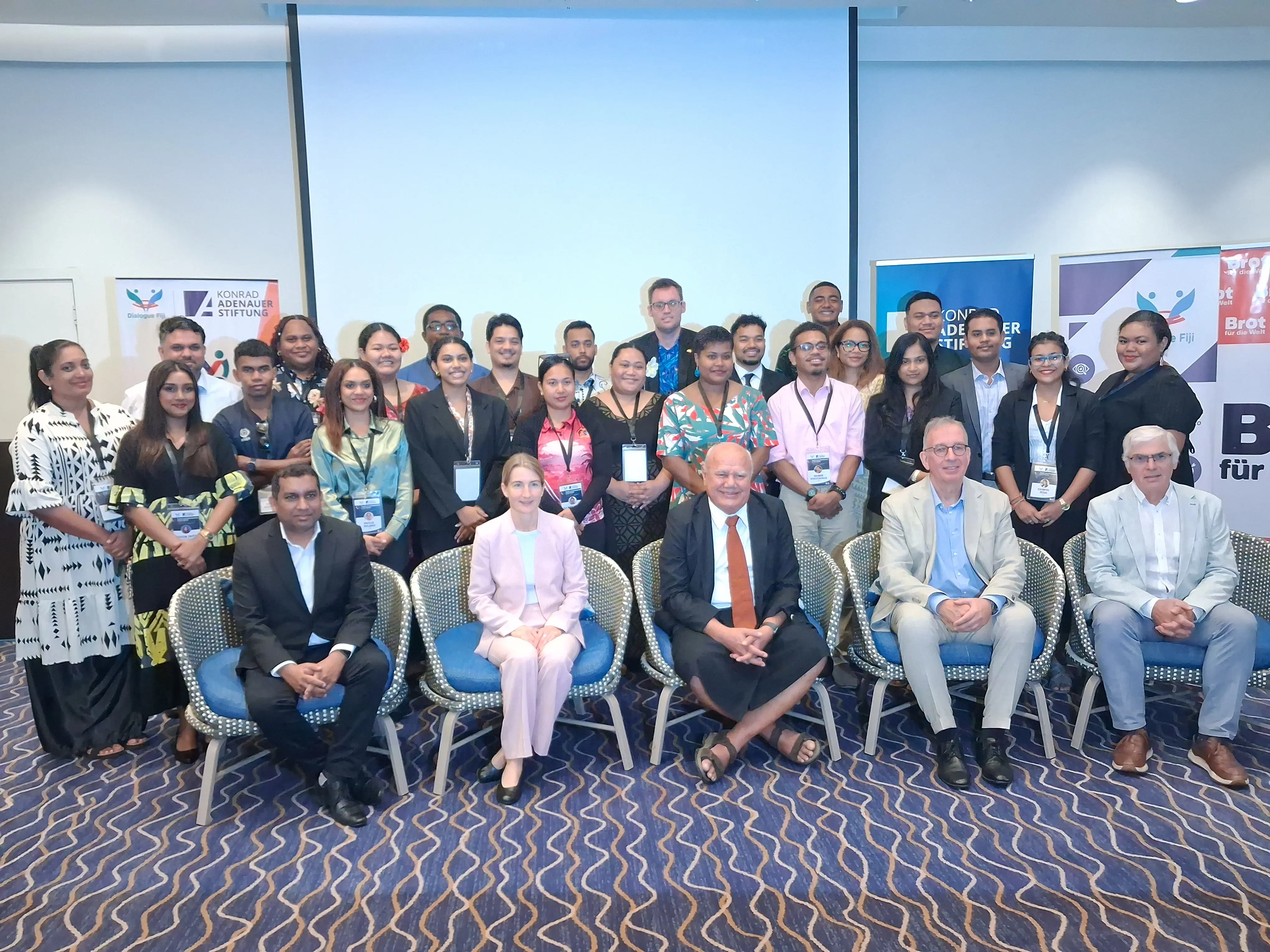 Pacific youth remain underrepresented in politics, forum hears