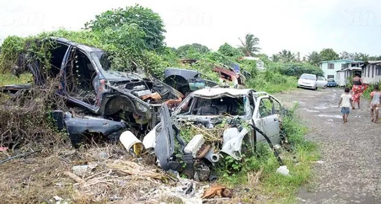 Car wreckage at Nadera. Photo: FRA