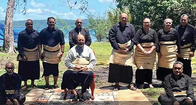 King Tupou VI with Prime Minister Hu’akavameiliku and his team in Niua last Wednesday. Photo: RNZ Pacific