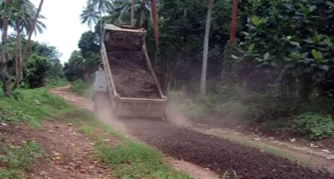 Fulton Hogan Hiways continues road maintenance on Gau Island. Photo: Fulton Hogan Hiways.    