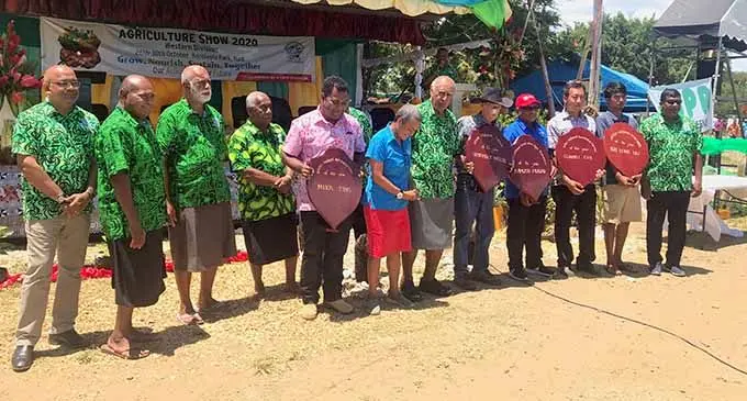 Winners of the 2020 National Agriculture Farmers Awards with Ratu Epeli Nailatikau (sixth from right) and Minister for Agriculture, Waterways and Environment, Mahendra Reddy (right) and Permanent Secretary Ritesh Dass at Koroivolu Park, Nadi on October 30, 2020. Photo: Maraia Vula