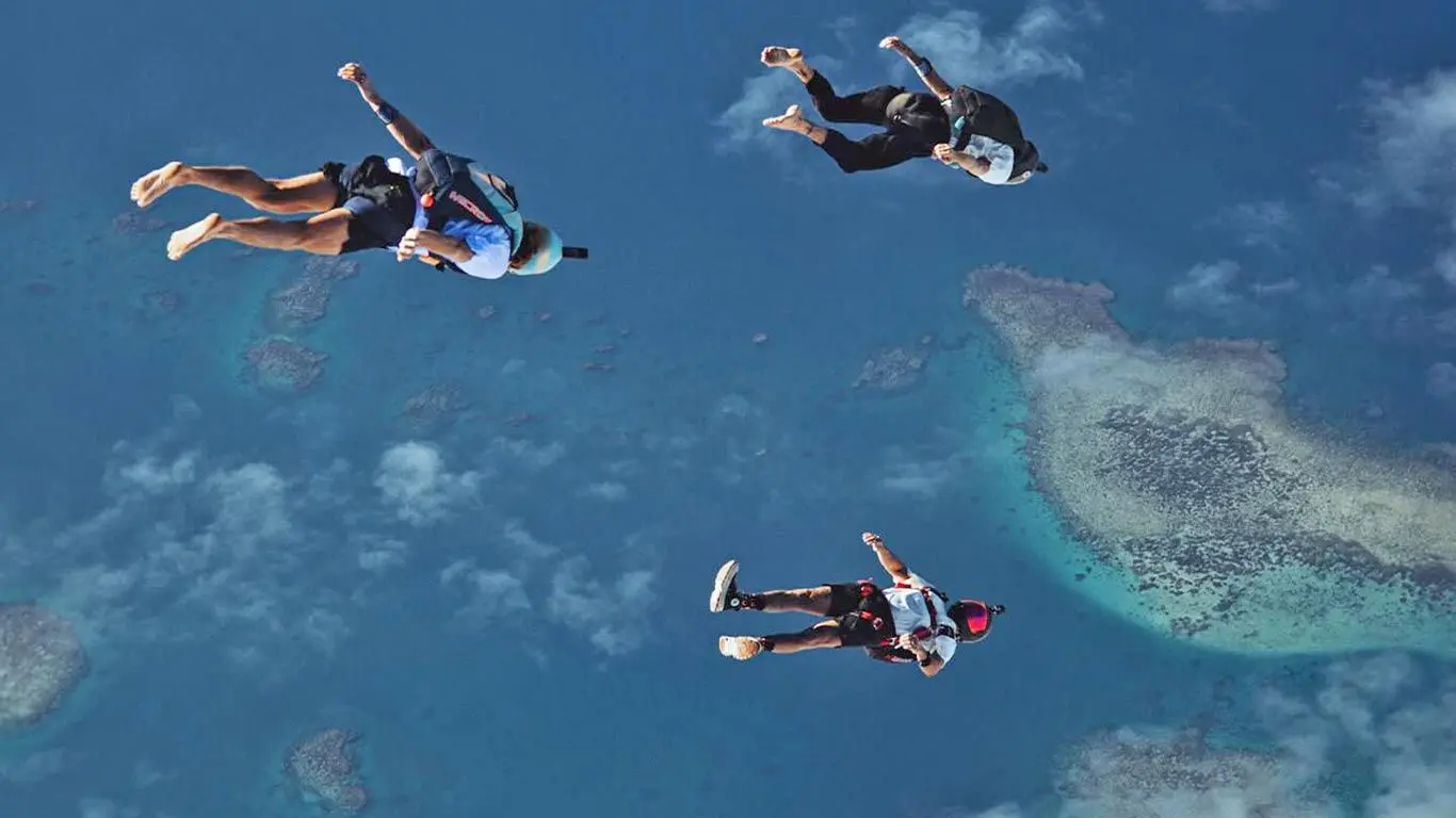 sky-dive.