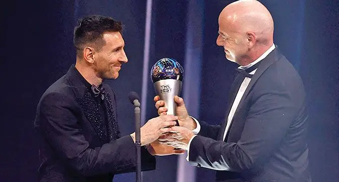 Argentina and Paris St Germain’s Lionel Messi receives his Best FIFA Player award 2022 from FIFA president Gianni Infantino during the The Best FIFA Football Awards at Salle Pleyel, Paris, France on February 27, 2023. Photo: REUTERS/Sarah Meyssonnier