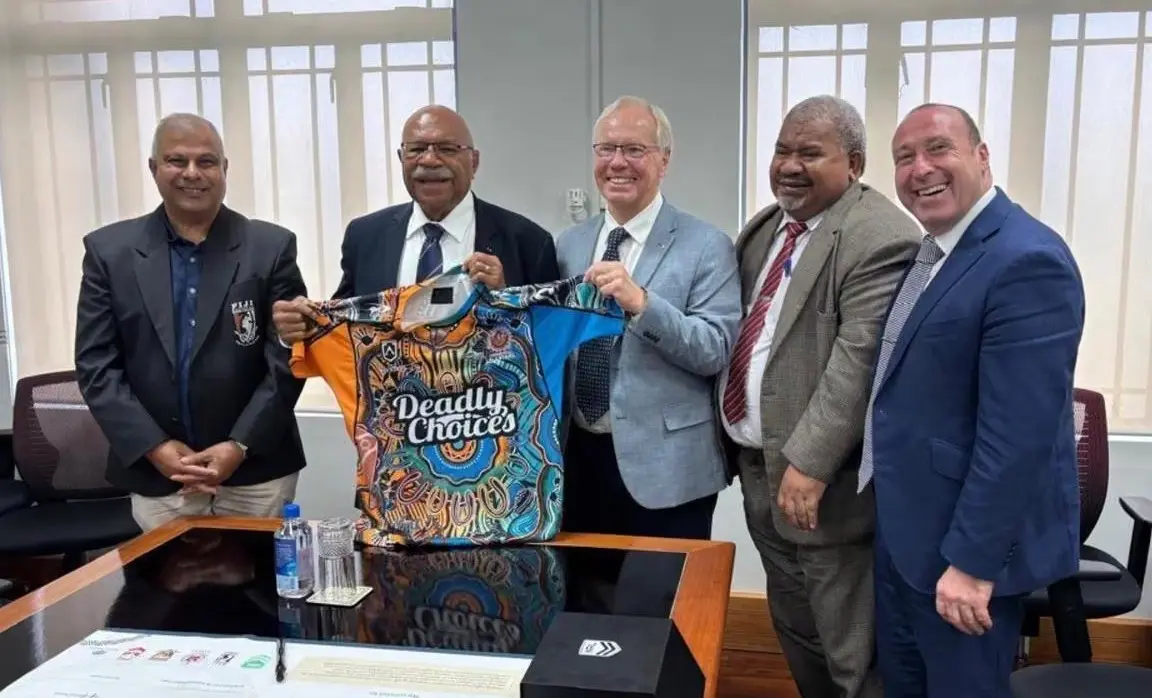Potter applauds partnership for future development