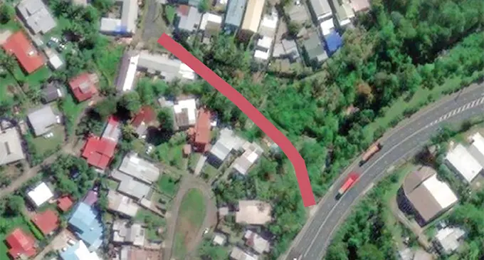 The short-cut (marked red) at Caubati.