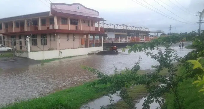 Flooding at Naqoro flats in Rakiraki Town on February 27, 2018. Photo: Karalaini Tavi