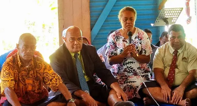 (Second from left) Commissioner Northern, Uraia Rainima.