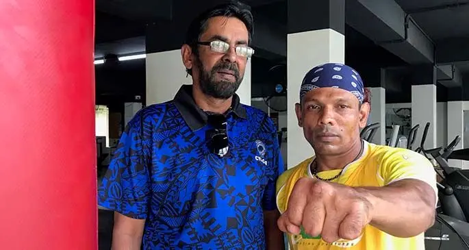 Former Junior Farzan ‘The Razor’ Ali (right) with Best promoter Hasmat Ali in Nadi Photo: Waisea Nasokia.