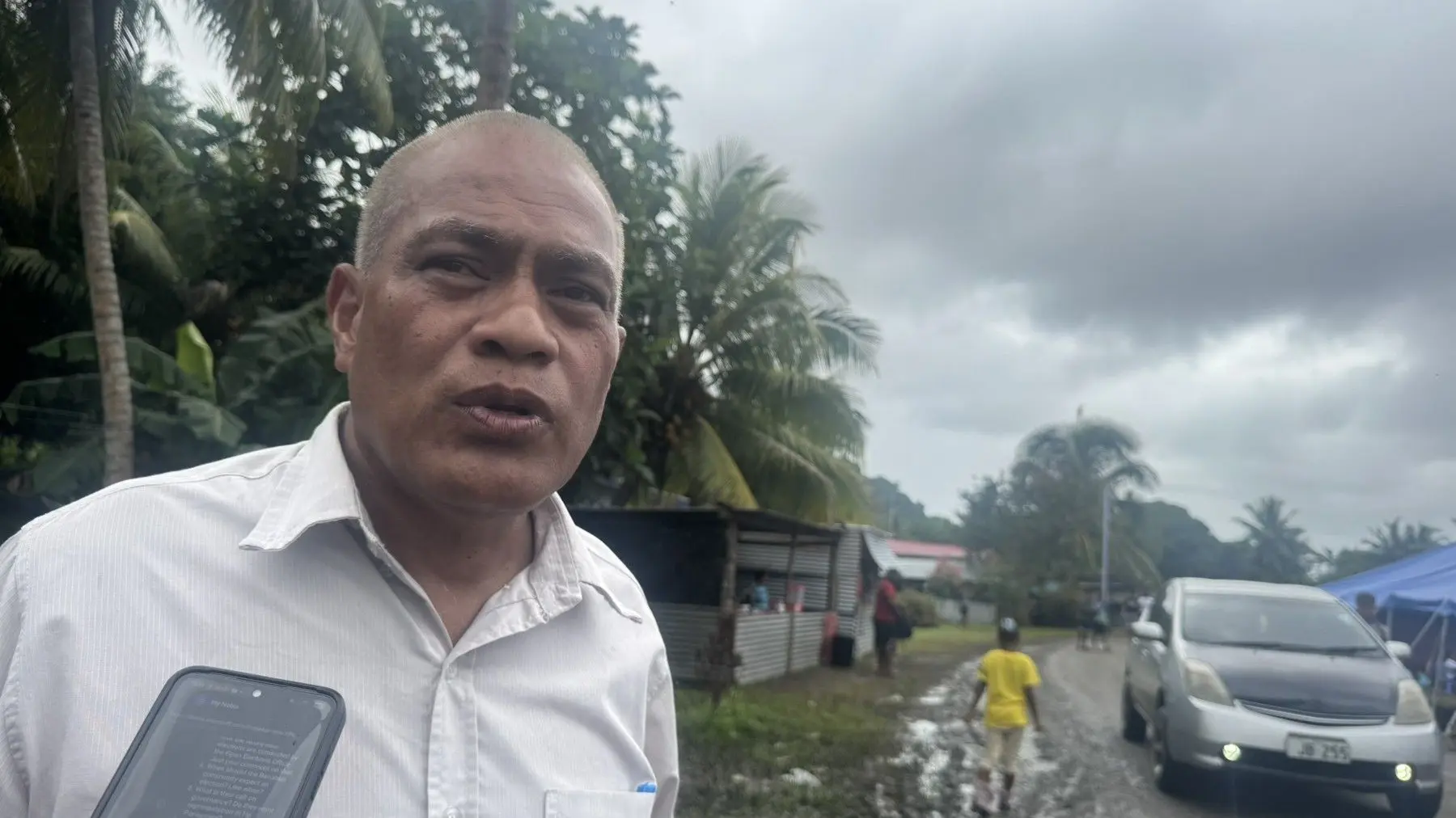 Rabi calls for law change to allow free Banaban movement