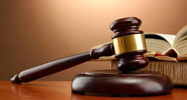 Court (2)