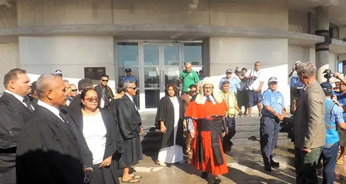 Chief Justice Satiu Simativa Perese returns to the courthouse with all judges of the Judiciary because Parliament doors in Samoa were locked. Photo: Autagavaia Tipi Autagavaia