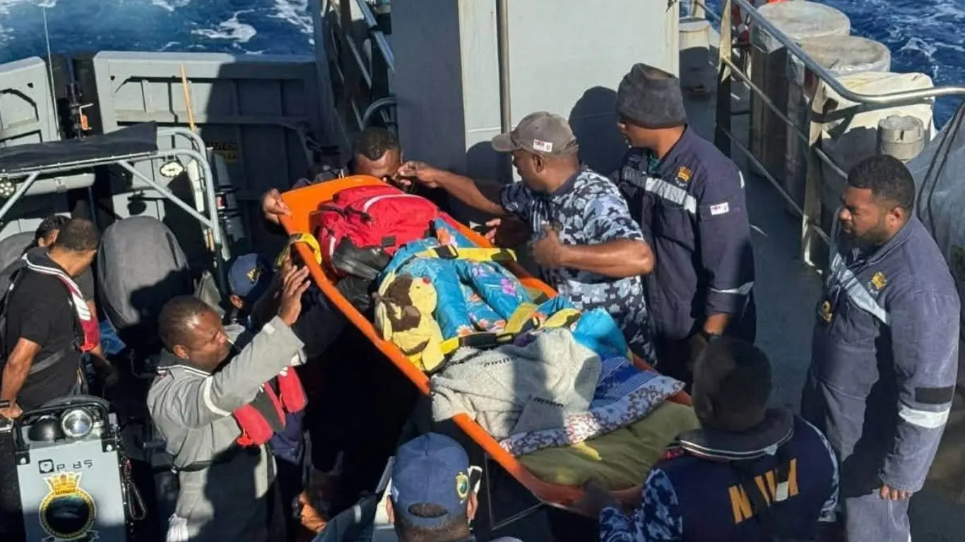 A medical team was deployed to Nayau, Lau last night to rescue the injured toddler. 