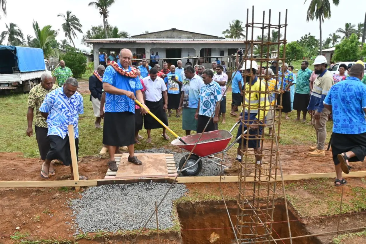 Minister for Transport, Public Works and Meteorological Services, Ro Filipe Tuisawau, with the elders of Nagado Village in the province of Ba during the ground-breaking ceremony.