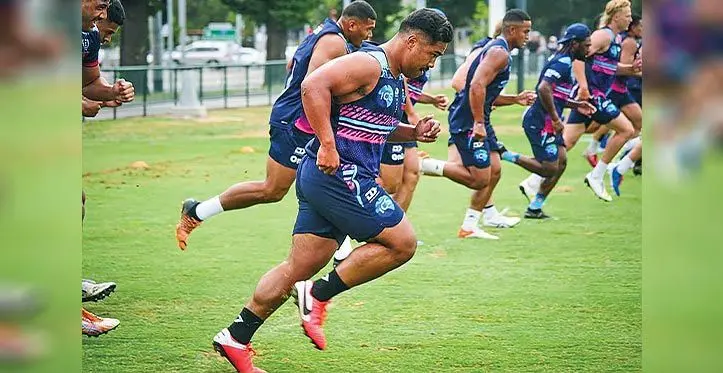 Alex Mafi (front) trains with the Rebels. Photo: Rebels