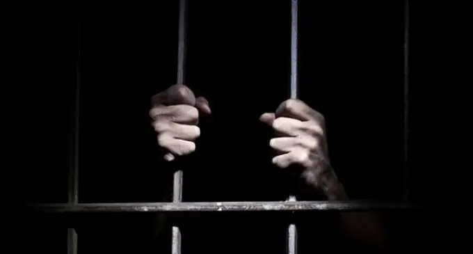 1028743-jail-1452977425-588-640x480