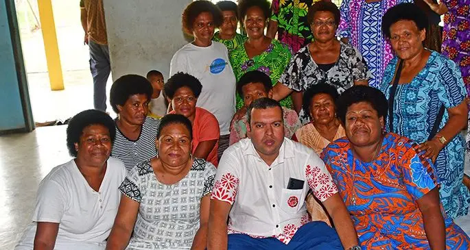 Minister for Lands and Mineral Resources, Hon. Ashneel Sudhakar with the Nasomo landowners. Source DEPTFO