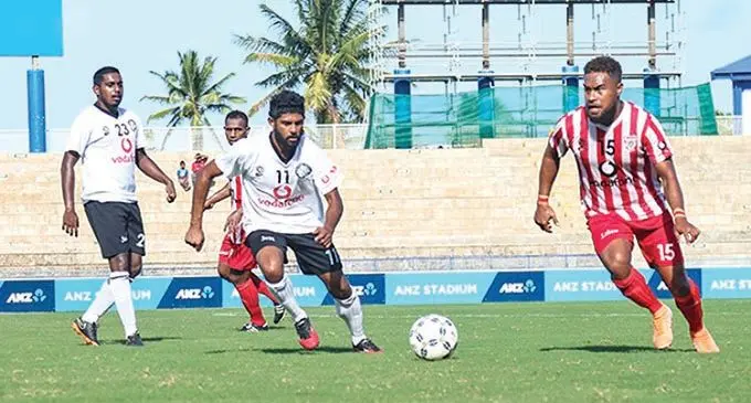Ilisoni Logaivou of Labasa attacking the Suva defenceduring a VPL match this year. Photo: Ronald Kumar