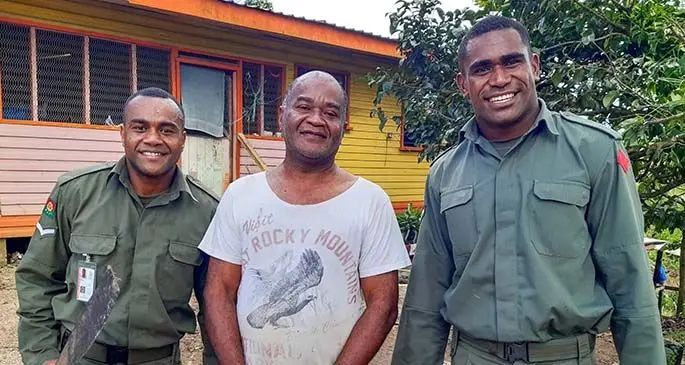 SODELPA MP Niko Nawaikula with Fijian 7s rugby players and RFMF troops Alosio Naduva and Aminiasi Tuimaba. Photo: RFMF Media Cell