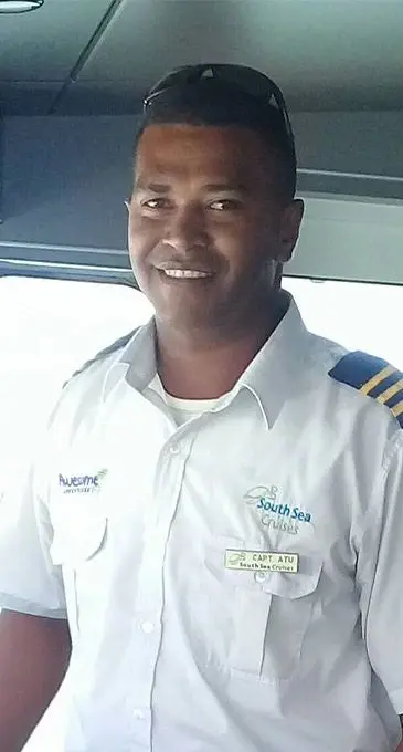 Ko Atunaisa Seruitamana ena gauna e vakaleleca tiko kina na waqa ni saravanua na South Sea Cruises