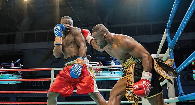 Boxing action between Joseph Kwadjo (left) and Isikeli Senidoko. Photo: Lewis-Hill Promotions 