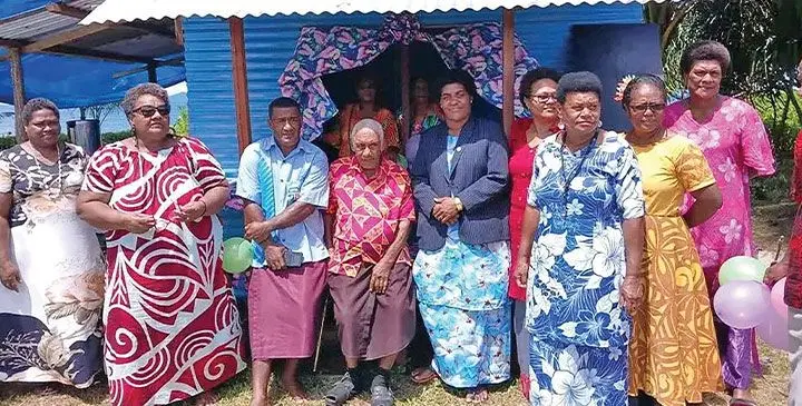 E so vei ira na marama ka ra lewena tiko na Soqosoqo Vakamarama Itaukei e Wainiyabia, Serua ena ika 27 ni Maji, 2025.