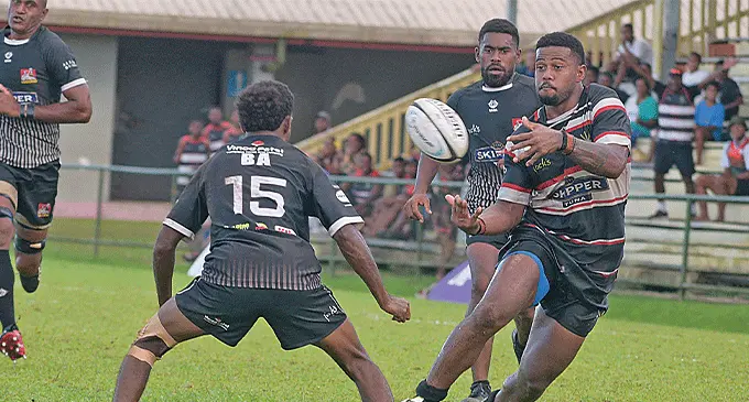 Swire Shipping Fijian Drua and Naitasiri flanker Motikai Murray on the attack against Ba. Photo: Ronald Kumar